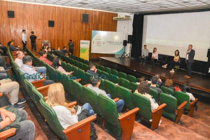 Eficiencia energética: 3 emprendimientos hoteleros expusieron sus experiencias 2 3 emprendimientos hoteleros expusieron sobre eficiencia energetica 2